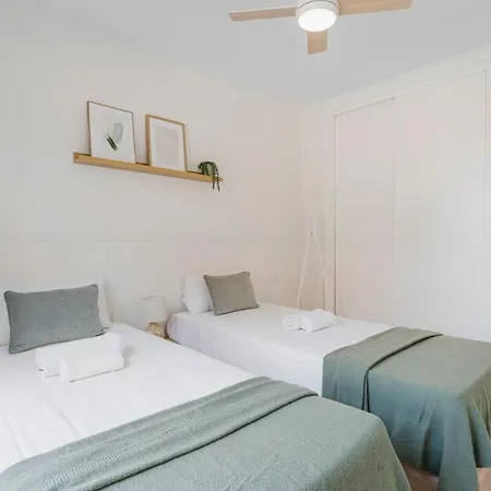 New Modern Apartment, 2br, Pool, Flores Del Golf MIJAS COSTA