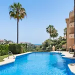 New Modern Apartment, 2br, Pool, Flores Del Golf Apartamento *