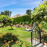 New Modern Apartment, 2br, Pool, Flores Del Golf Apartamento Sitio de Calahonda