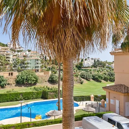 New Modern Apartment, 2br, Pool, Flores Del Golf Apartamento *